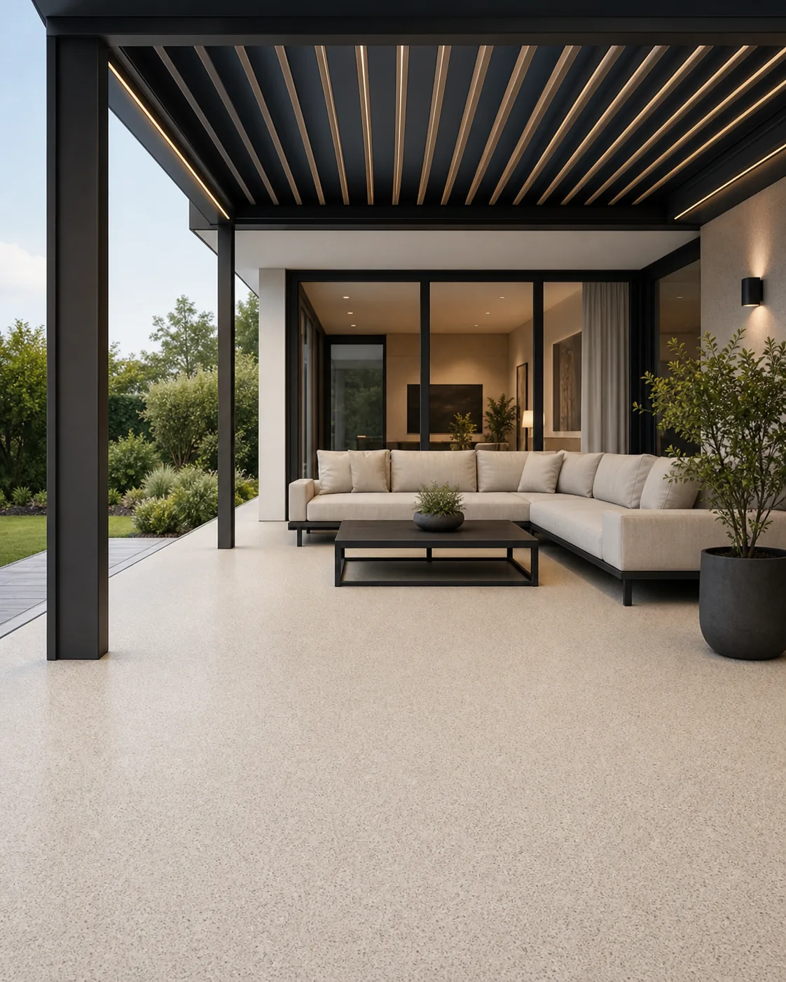 Moderne Terrasse mit fugenlosem Aussenbelag